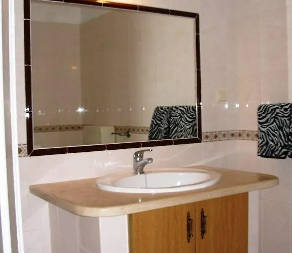 埃斯图迪奥斯棕榈别墅公寓 拉哥斯