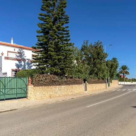 Palm Estudios Лагуш